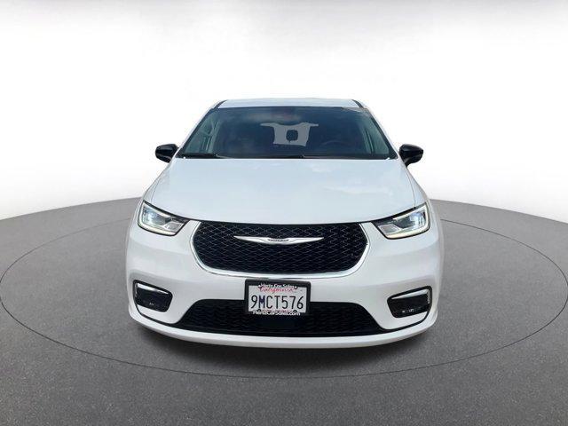 used 2024 Chrysler Pacifica car, priced at $29,820