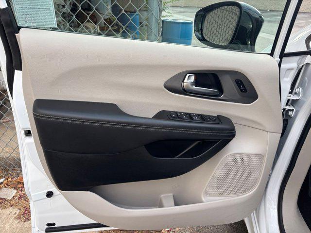 used 2024 Chrysler Pacifica car, priced at $29,820