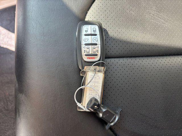 used 2024 Chrysler Pacifica car, priced at $33,053