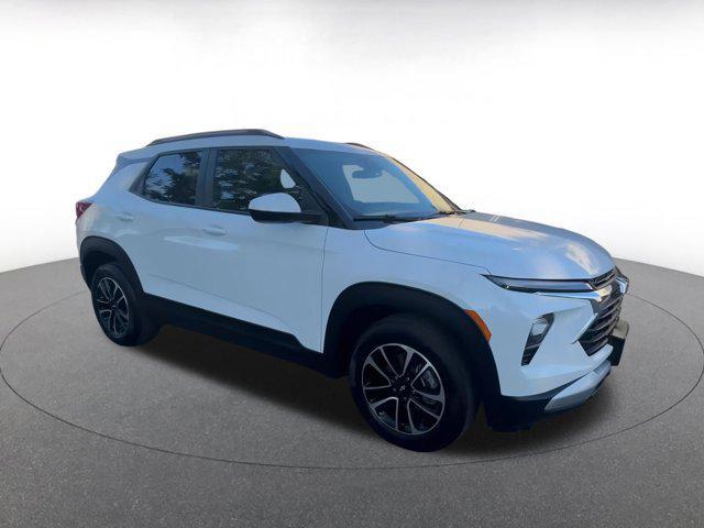 used 2024 Chevrolet TrailBlazer car, priced at $22,685