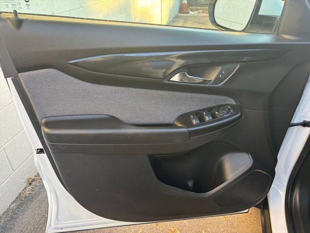 used 2024 Chevrolet TrailBlazer car, priced at $22,685