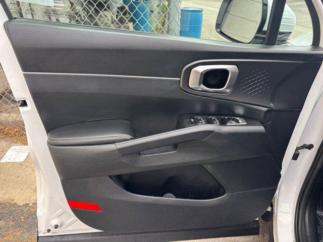 used 2024 Kia Sorento car, priced at $28,972
