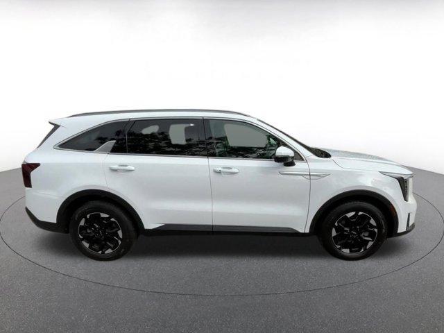used 2024 Kia Sorento car, priced at $28,731