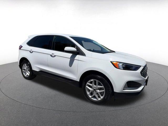 used 2024 Ford Edge car, priced at $25,740