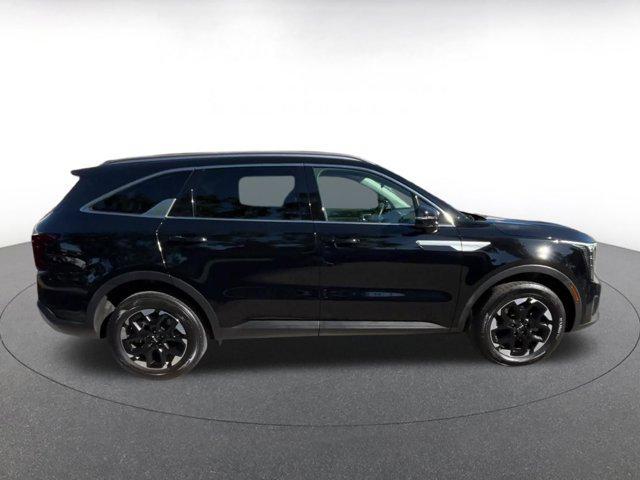 used 2024 Kia Sorento car, priced at $29,054