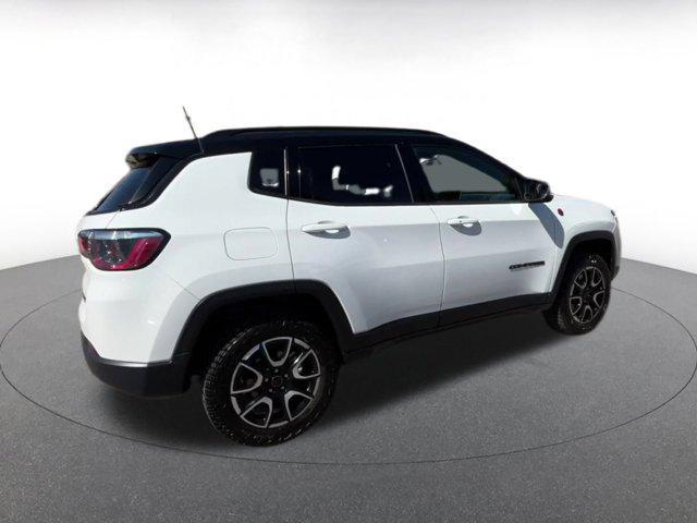 used 2025 Jeep Compass car, priced at $26,000