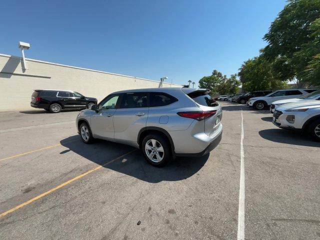 used 2023 Toyota Highlander car, priced at $33,266