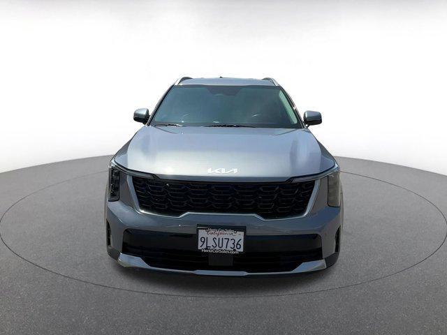 used 2024 Kia Sorento car, priced at $28,136