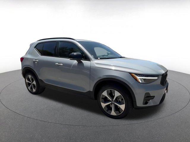 used 2024 Volvo XC40 car, priced at $25,983