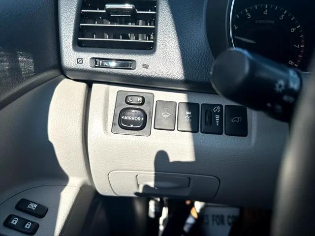 used 2013 Toyota Highlander car