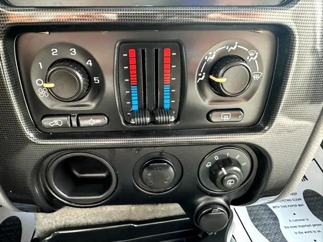 used 2006 GMC Envoy car, priced at $9,995