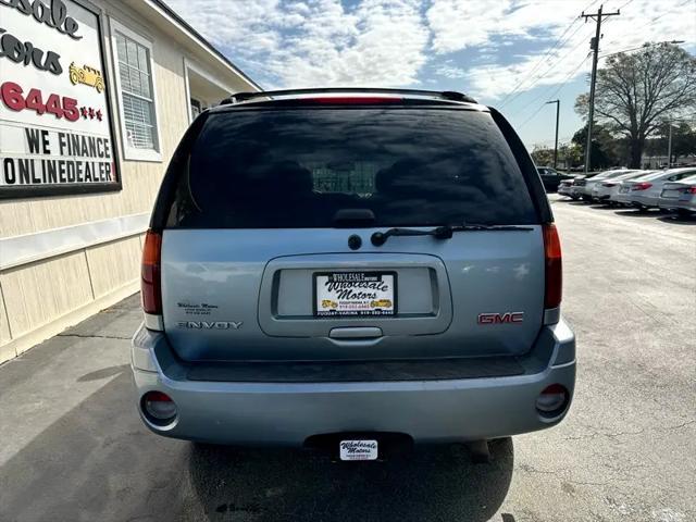 used 2006 GMC Envoy car, priced at $9,995