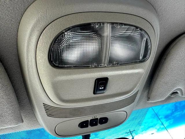 used 2006 GMC Envoy car, priced at $9,995