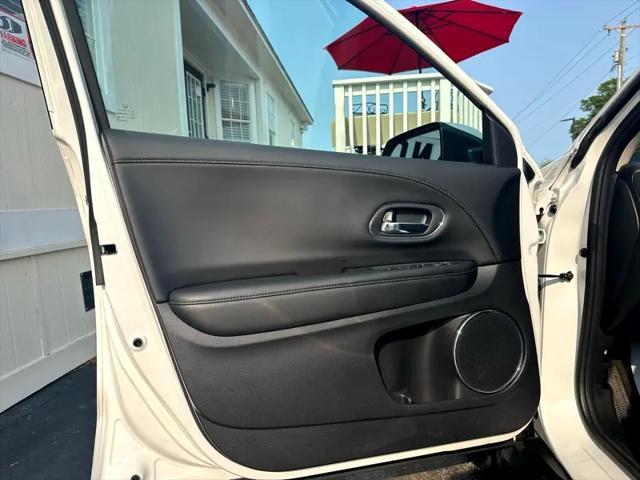 used 2022 Honda HR-V car, priced at $24,995