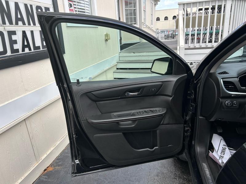 used 2017 Chevrolet Traverse car