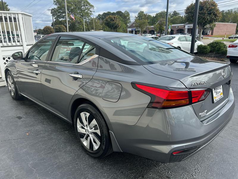 used 2024 Nissan Altima car, priced at $19,995