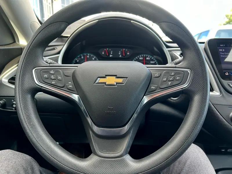 used 2024 Chevrolet Malibu car