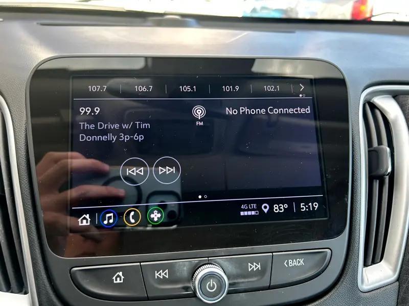 used 2024 Chevrolet Malibu car