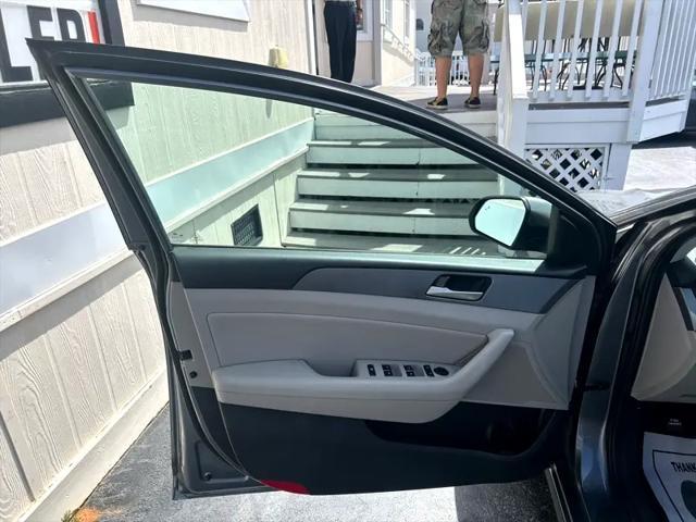 used 2018 Hyundai Sonata car