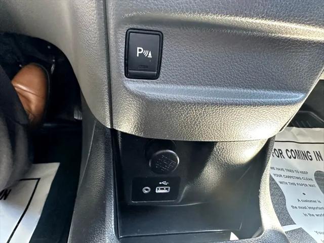 used 2021 Nissan NV200 car