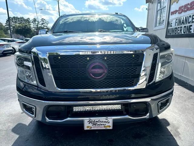 used 2017 Nissan Titan car