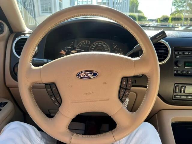 used 2003 Ford Expedition car