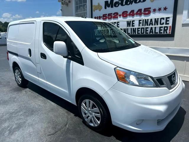 used 2021 Nissan NV200 car