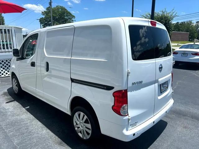 used 2021 Nissan NV200 car