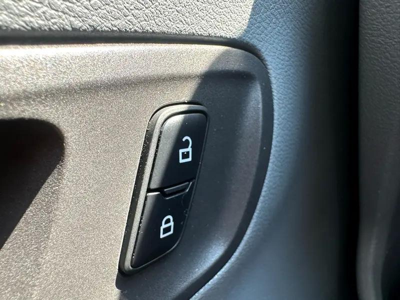 used 2017 Ford Transit-250 car