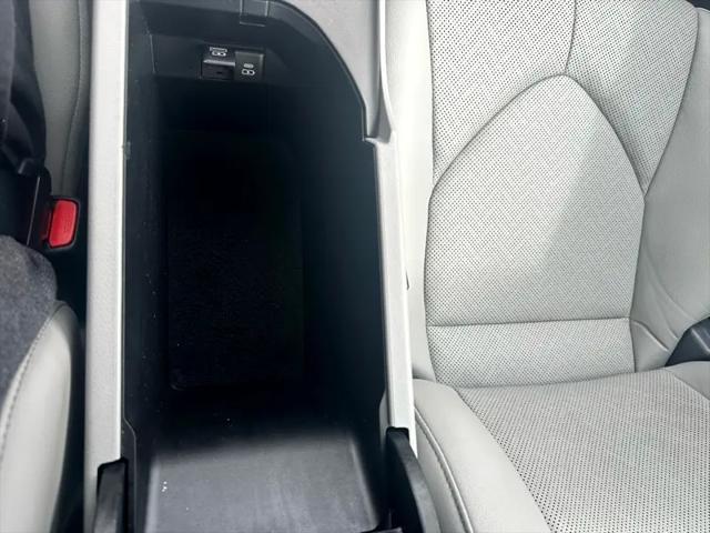 used 2021 Toyota Camry Hybrid car, priced at $22,995