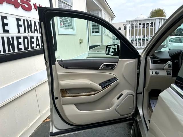 used 2016 GMC Yukon car, priced at $25,995