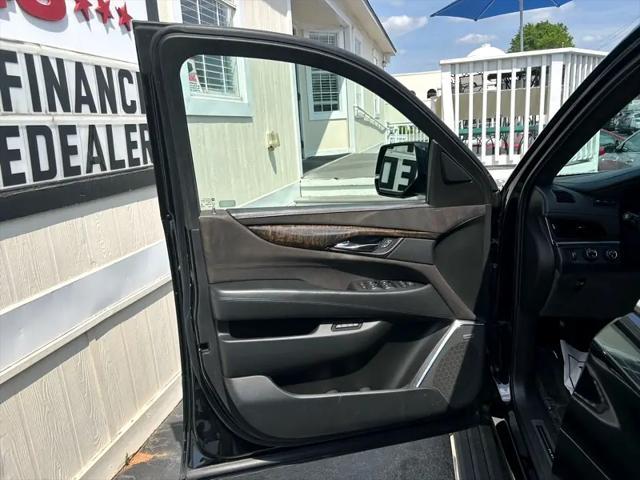 used 2015 Cadillac Escalade ESV car, priced at $29,995