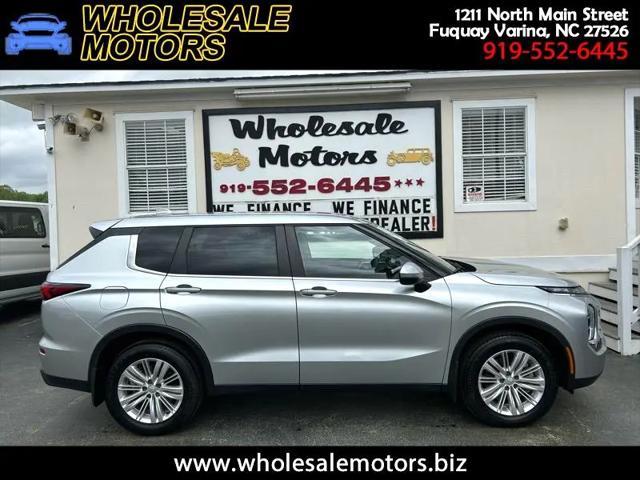 used 2023 Mitsubishi Outlander car