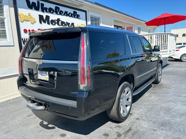 used 2020 Cadillac Escalade ESV car, priced at $49,995