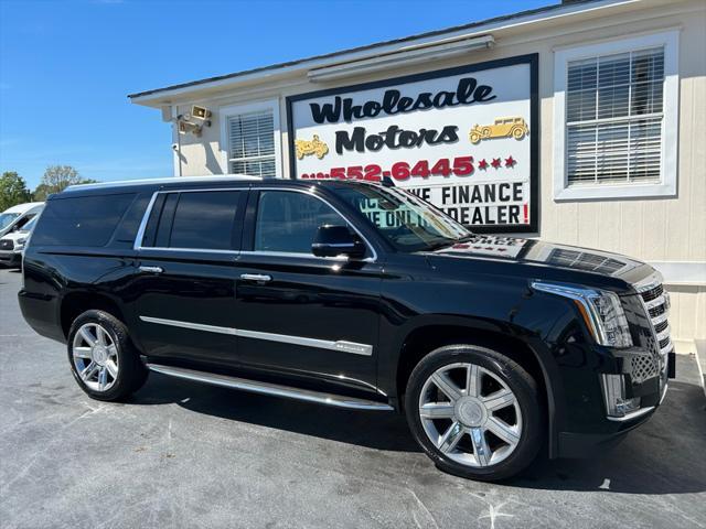 used 2020 Cadillac Escalade ESV car, priced at $49,995