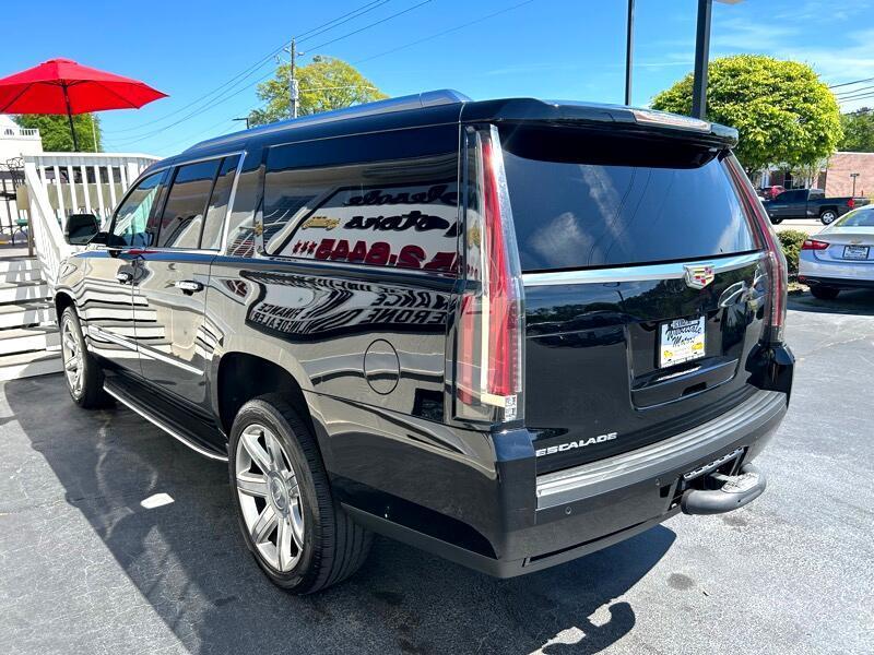 used 2020 Cadillac Escalade ESV car, priced at $49,995