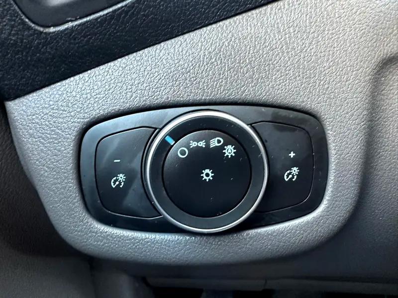 used 2022 Ford Transit Connect car, priced at $27,995