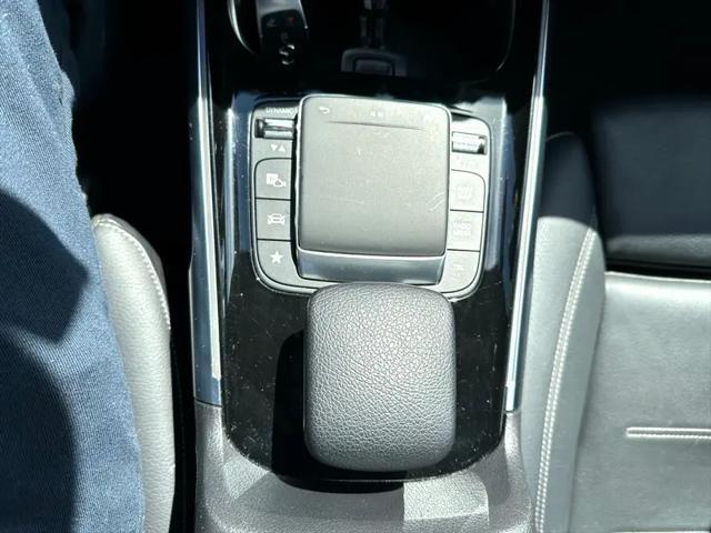used 2021 Mercedes-Benz GLB 250 car