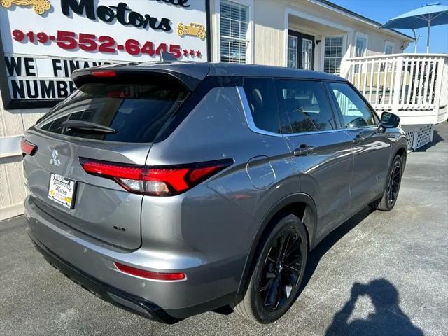 used 2023 Mitsubishi Outlander car