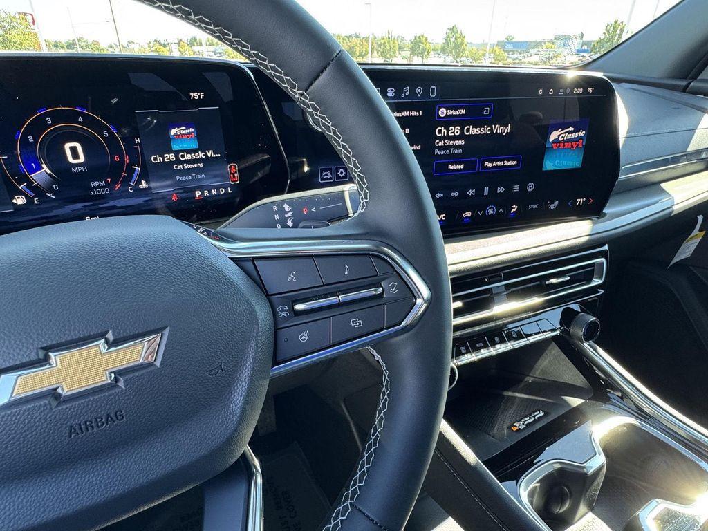 new 2026 Chevrolet Traverse car, priced at $40,026