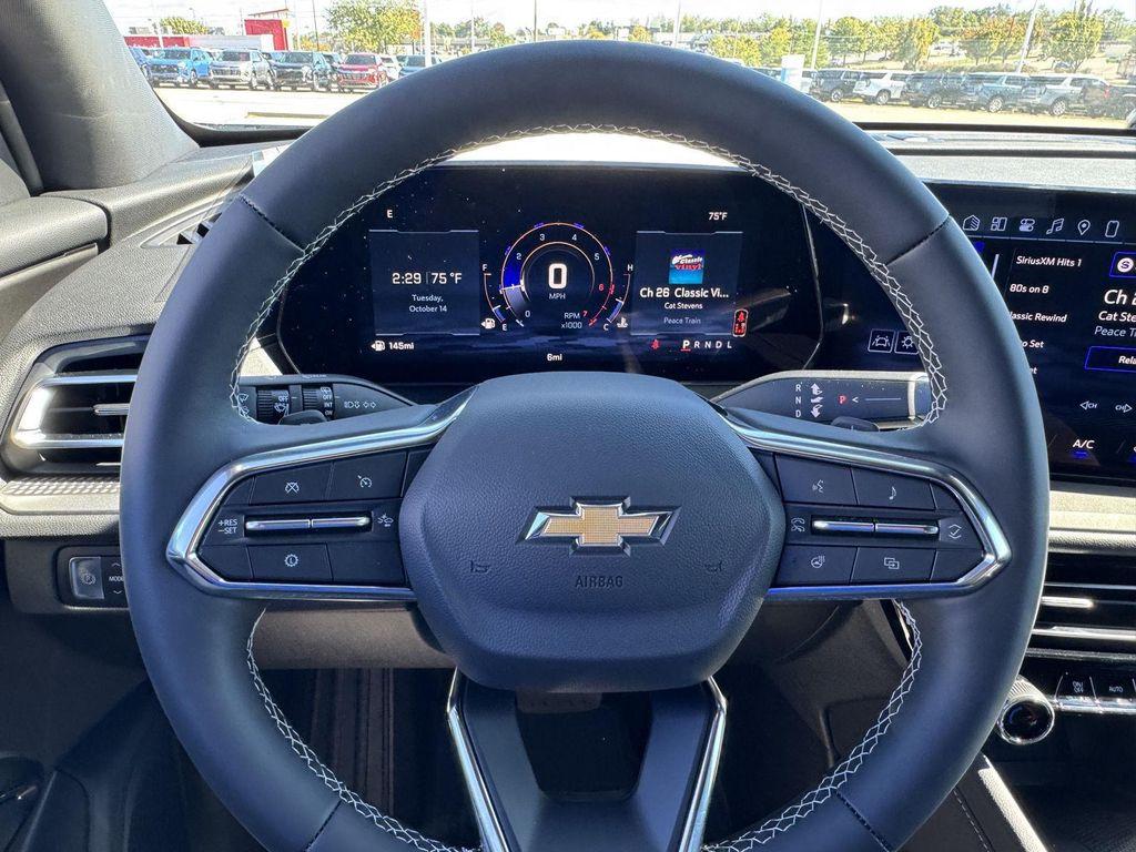 new 2026 Chevrolet Traverse car, priced at $40,026