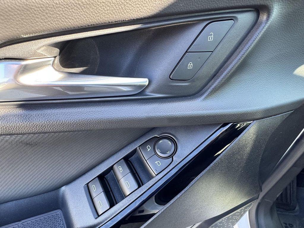 new 2026 Chevrolet Equinox car, priced at $30,940