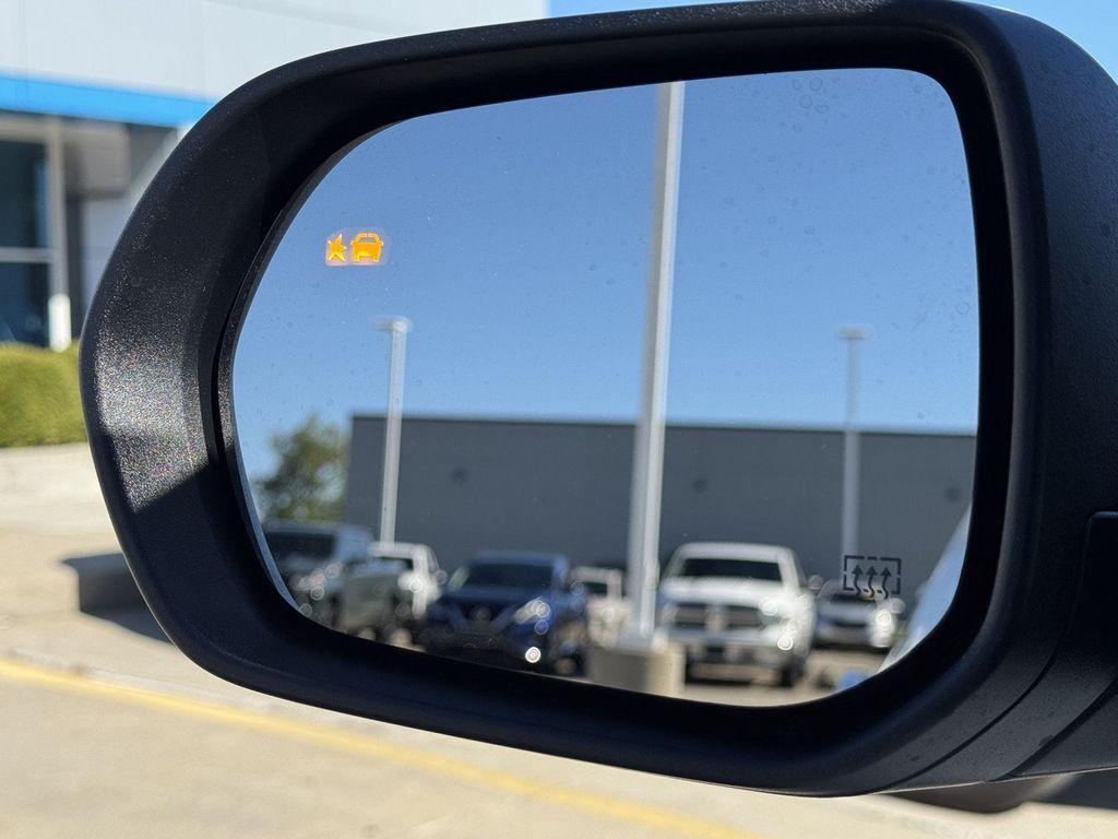 new 2026 Chevrolet Equinox car, priced at $30,940