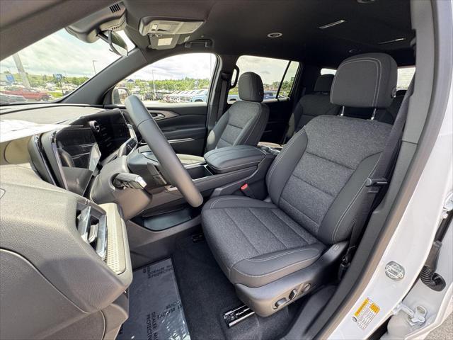 new 2025 Chevrolet Traverse car, priced at $40,826