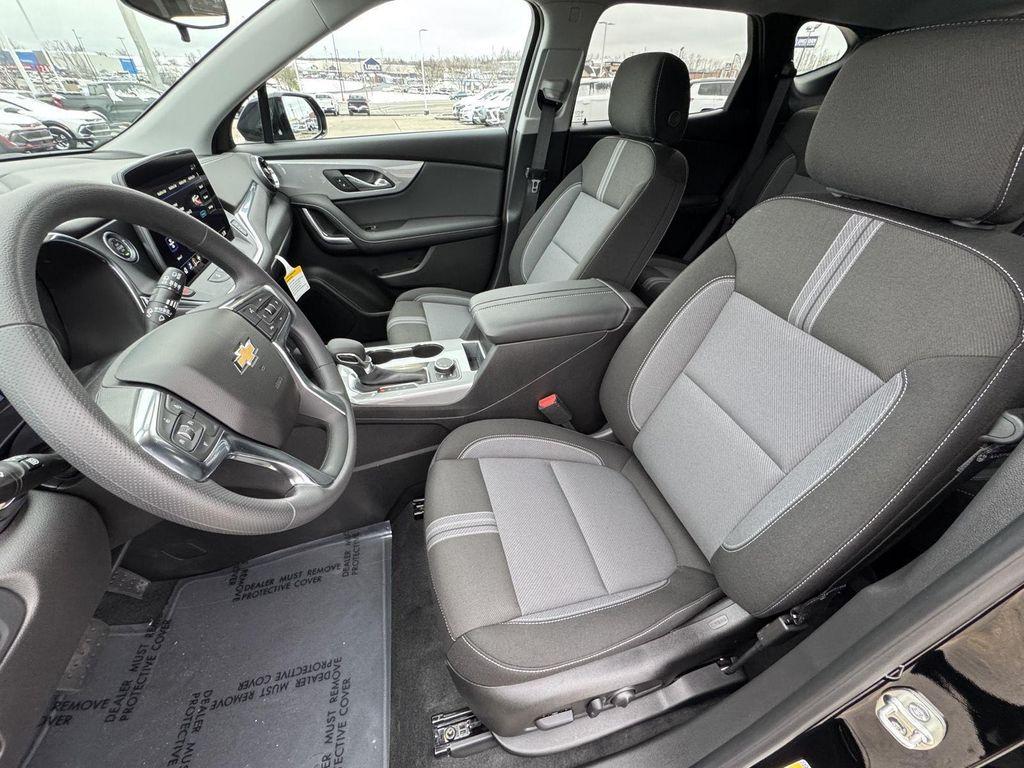new 2026 Chevrolet Blazer car, priced at $36,095