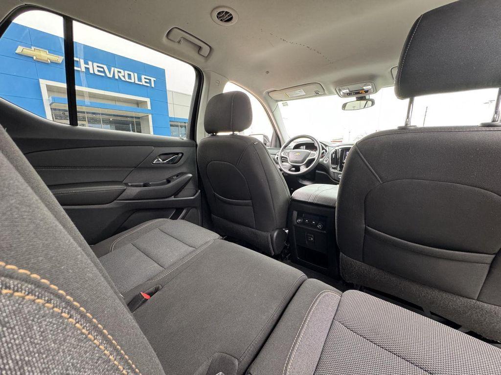 used 2020 Chevrolet Traverse car, priced at $17,000