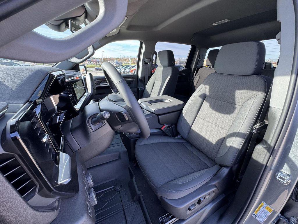 new 2026 Chevrolet Silverado 1500 car, priced at $46,255