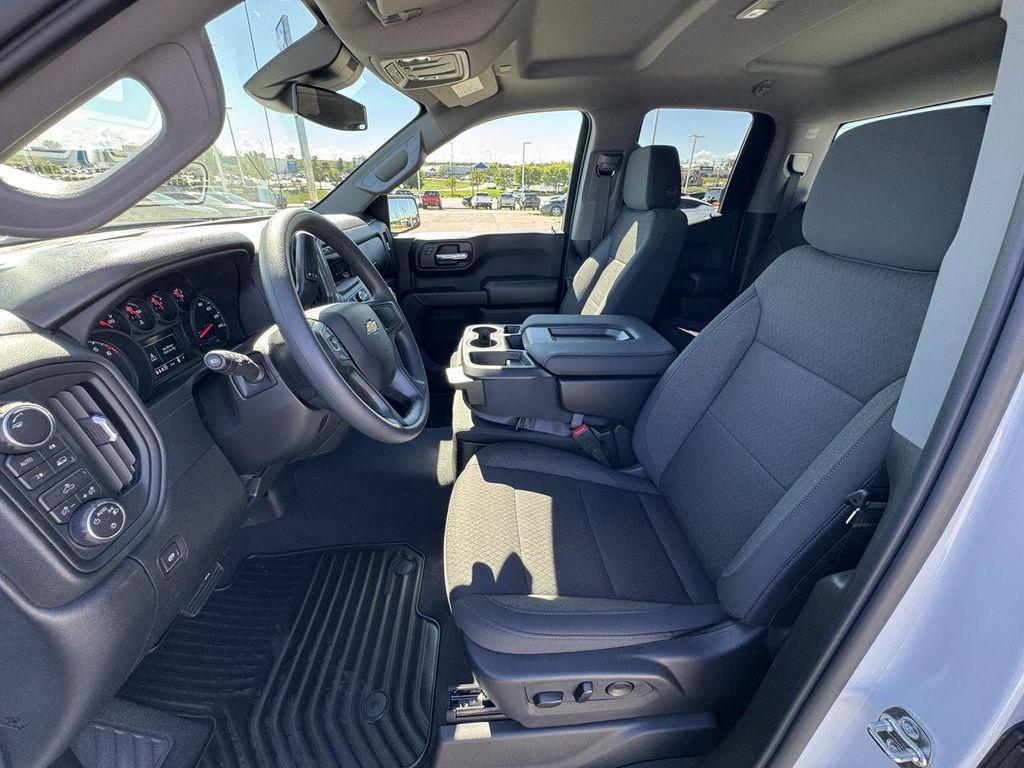 new 2026 Chevrolet Silverado 1500 car, priced at $39,470