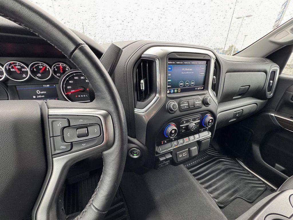 used 2021 Chevrolet Silverado 1500 car, priced at $30,000