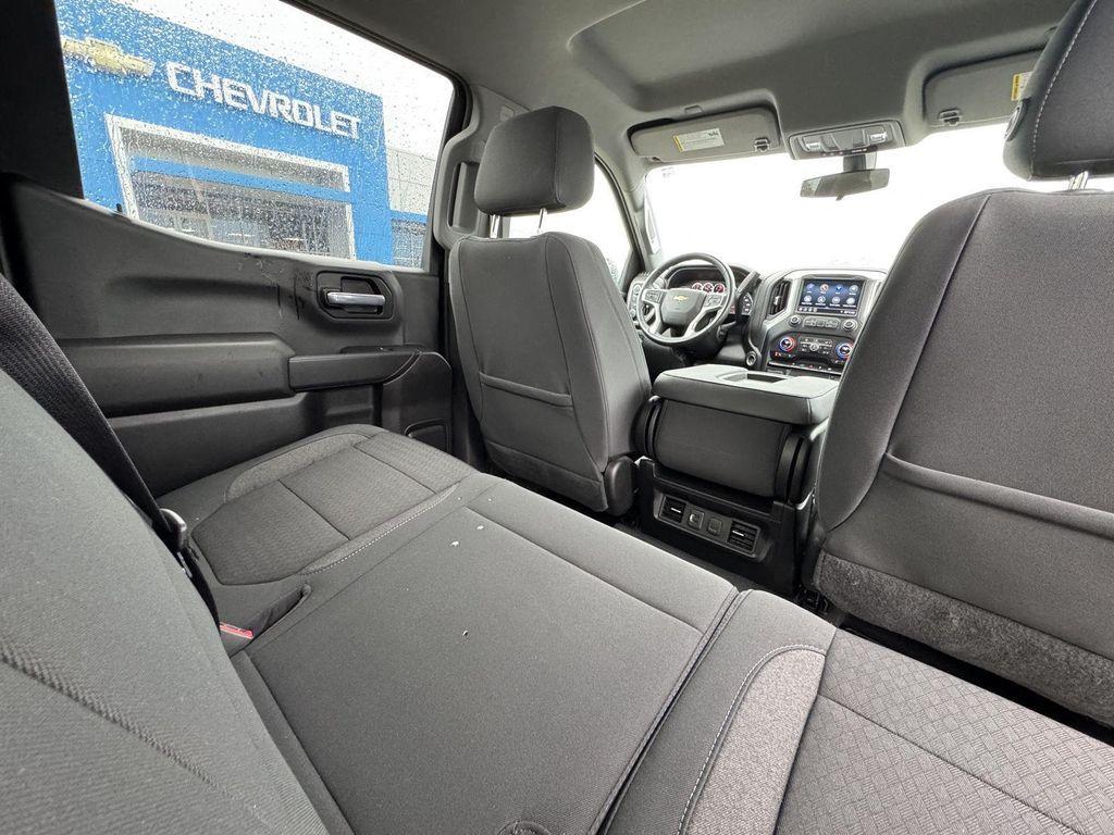 used 2021 Chevrolet Silverado 1500 car, priced at $30,000